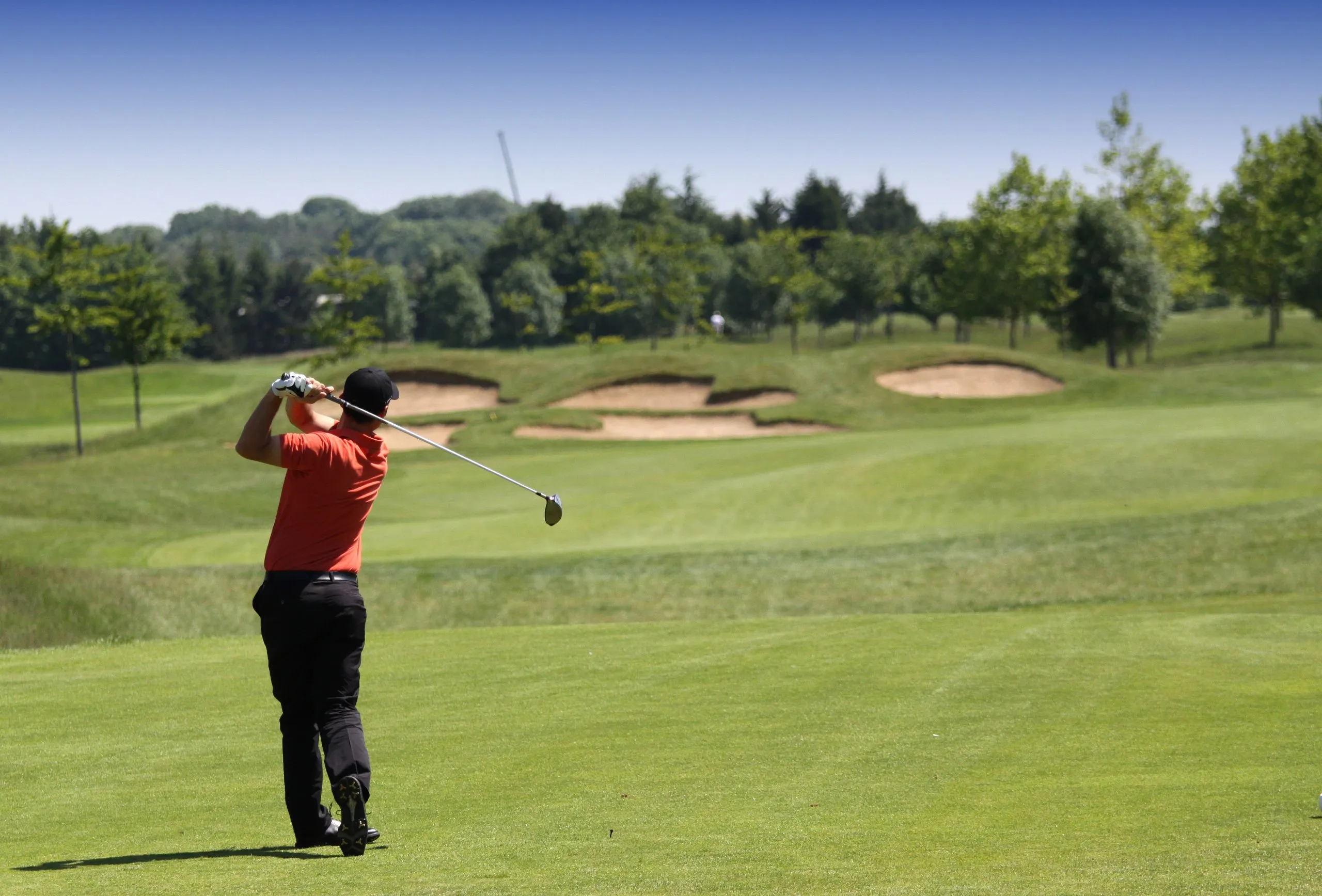 man golf swing